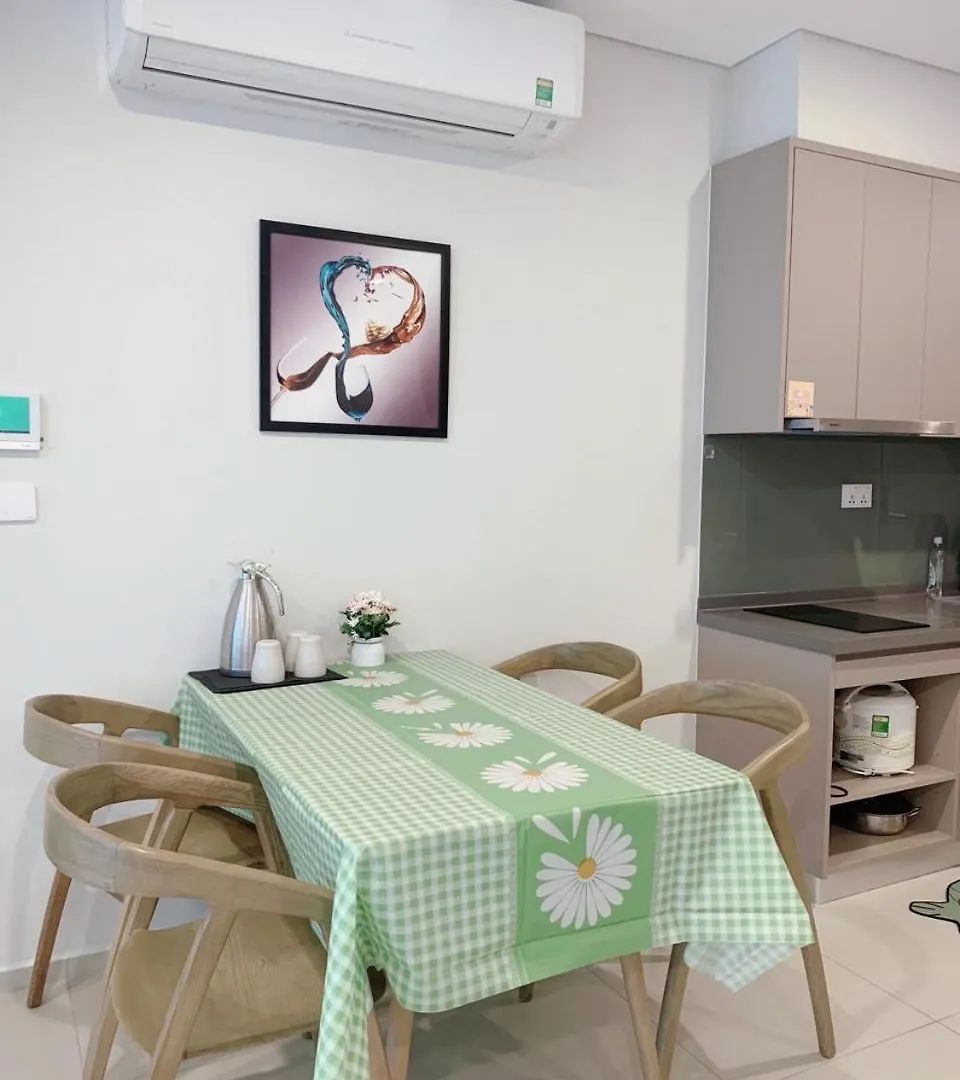 The Song Vung Tau: 5-Star Beach View Condotel 0*,