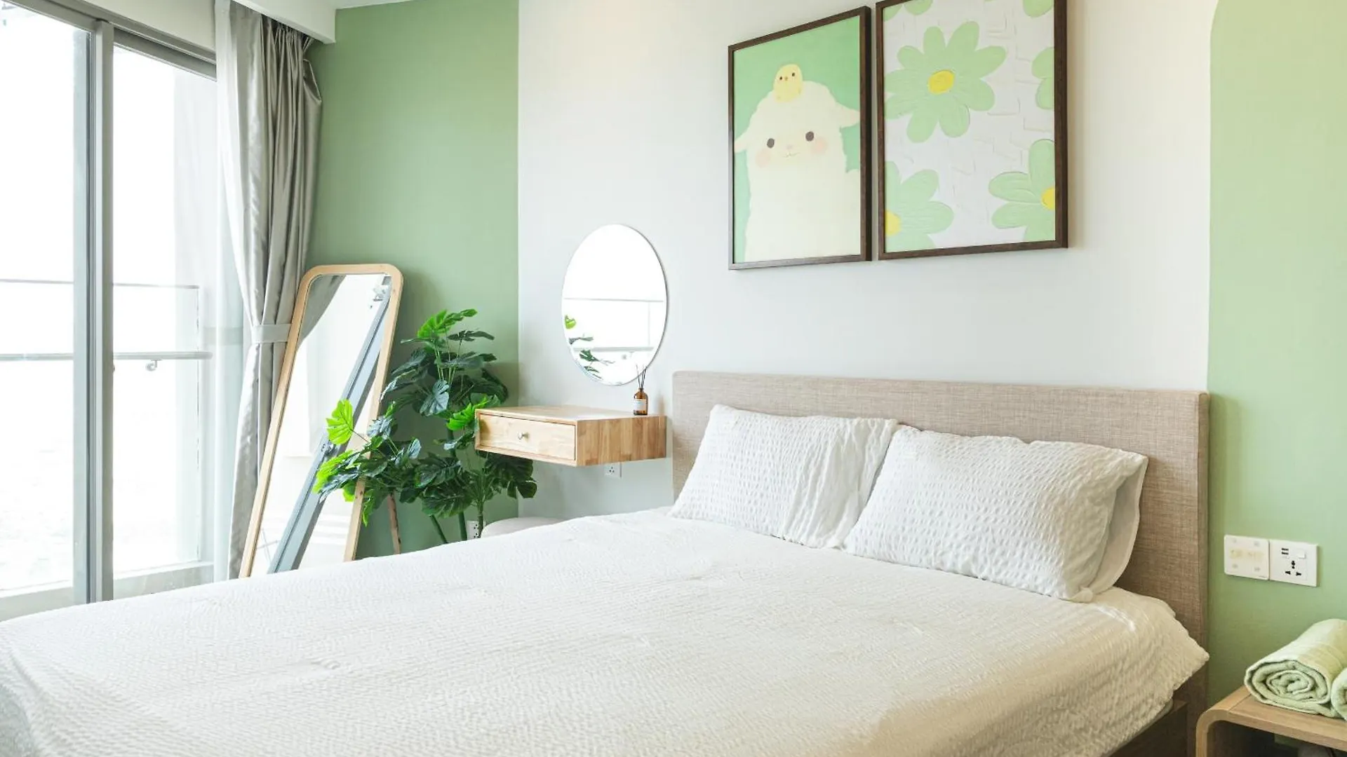 The Song Vung Tau: 5-Star Beach View Condotel Apartment