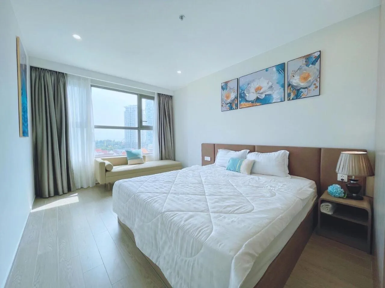 The Song Vung Tau: 5-Star Beach View Condotel