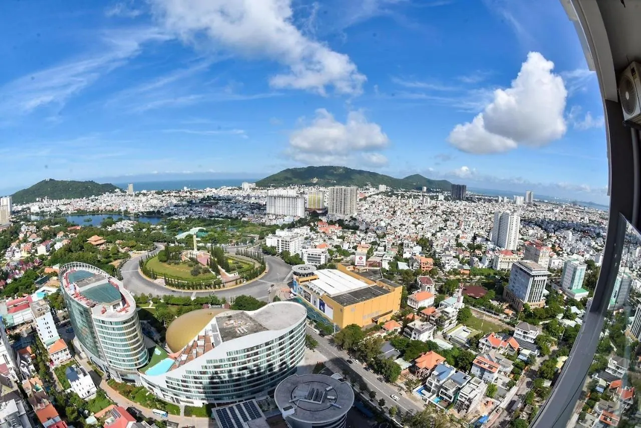 Apartment The Song Vung Tau: 5-Star Beach View Condotel Vietnam